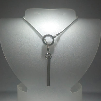 Pure silver lariat necklace with opened circle and pendulum